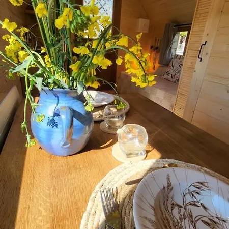 De La Roulotte De L'epine Dallon